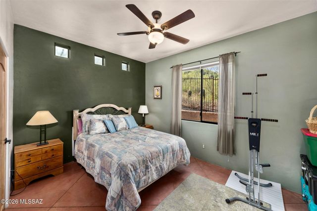 9901 N Silverbell Road, Tucson, AZ 85743