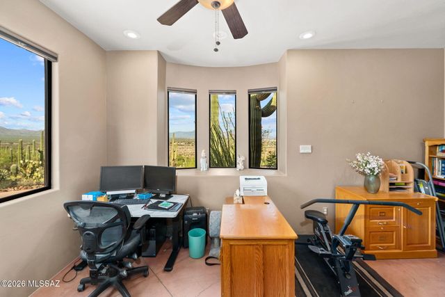 9901 N Silverbell Road, Tucson, AZ 85743
