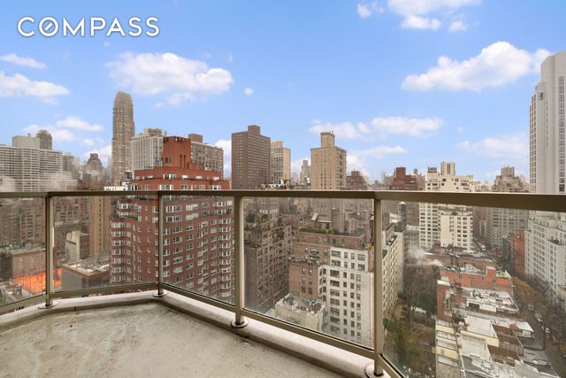 300 E 74th St Apt 20E, New York City, NY 10021