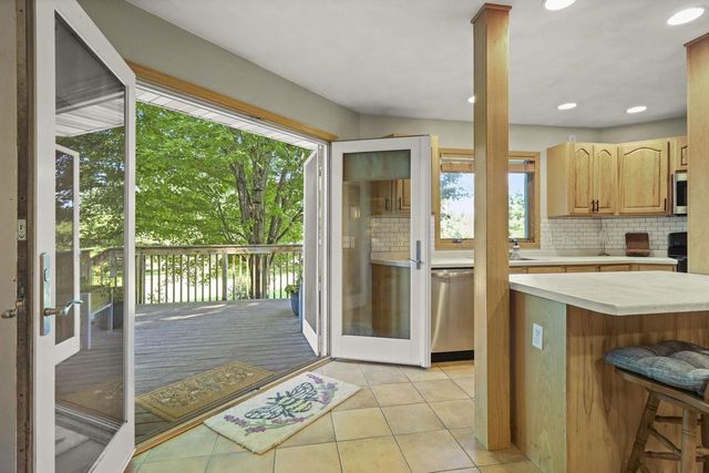 7801 N Robert Drive, Evansville, WI 53536