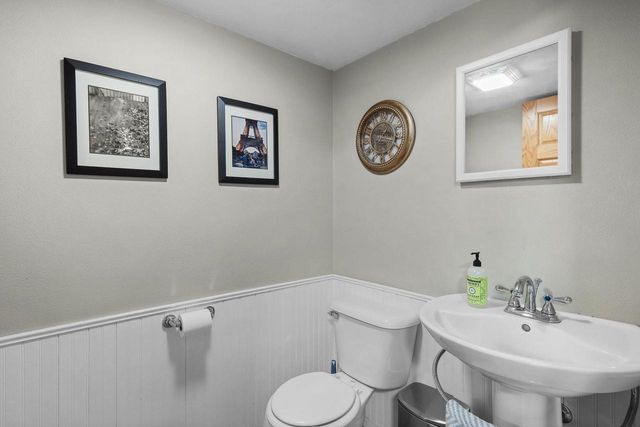 7801 N Robert Drive, Evansville, WI 53536