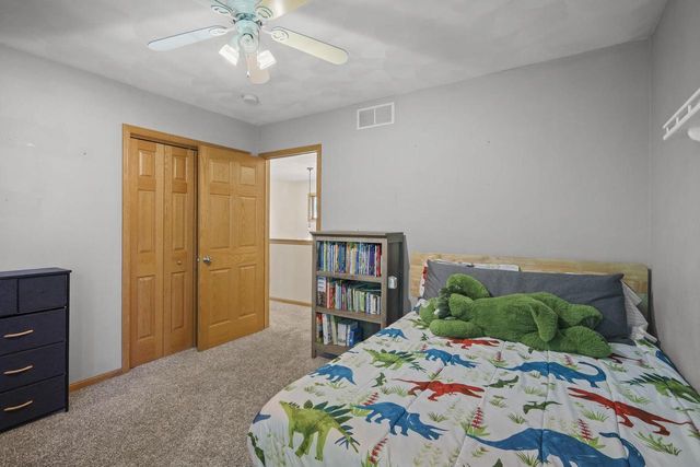 7801 N Robert Drive, Evansville, WI 53536