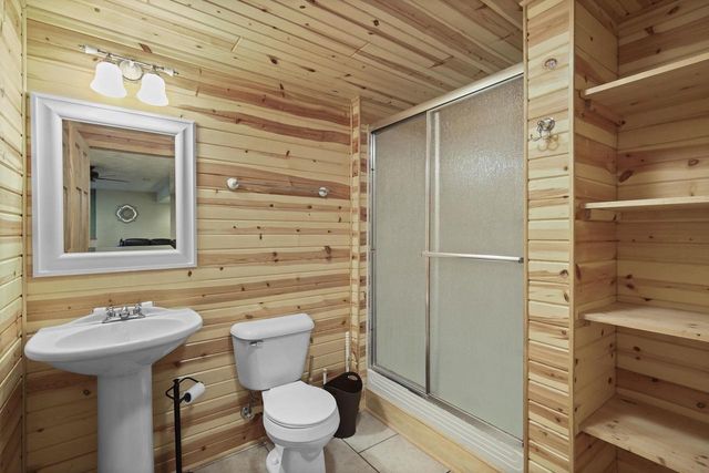 7801 N Robert Drive, Evansville, WI 53536