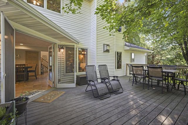 7801 N Robert Drive, Evansville, WI 53536