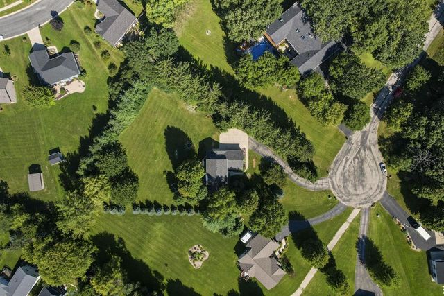 7801 N Robert Drive, Evansville, WI 53536