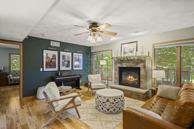 7801 N Robert Drive, Evansville, WI 53536