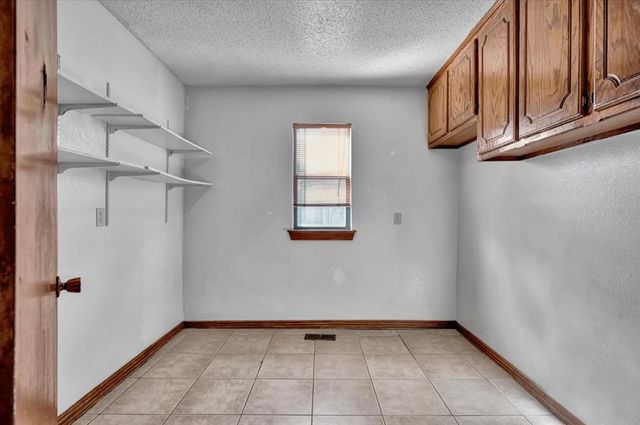 8304 NW 112th Street, Oklahoma City, OK 73162