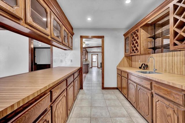 8304 NW 112th Street, Oklahoma City, OK 73162