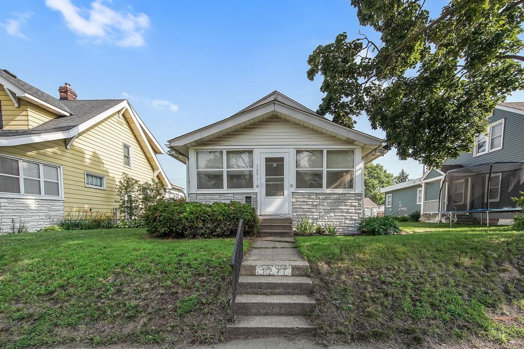 1271 Minnehaha Avenue E, Saint Paul, MN 55106