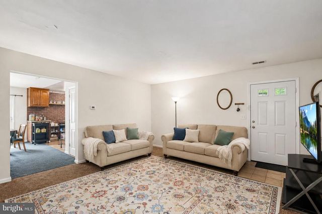 307 OLDE GREENWICH DR, Fredericksburg, VA 22408