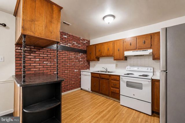307 OLDE GREENWICH DR, Fredericksburg, VA 22408