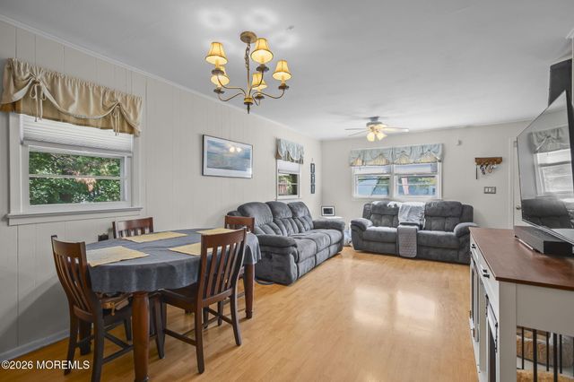 1151 Beechmont Street, Toms River, NJ 08757