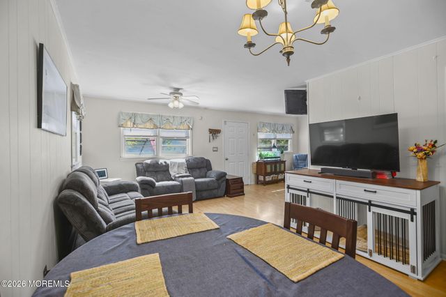 1151 Beechmont Street, Toms River, NJ 08757