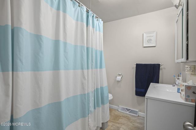1151 Beechmont Street, Toms River, NJ 08757