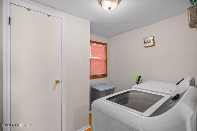 1151 Beechmont Street, Toms River, NJ 08757