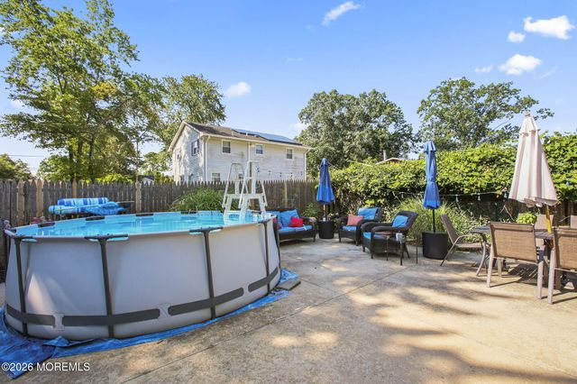 1151 Beechmont Street, Toms River, NJ 08757