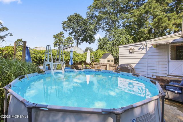 1151 Beechmont Street, Toms River, NJ 08757