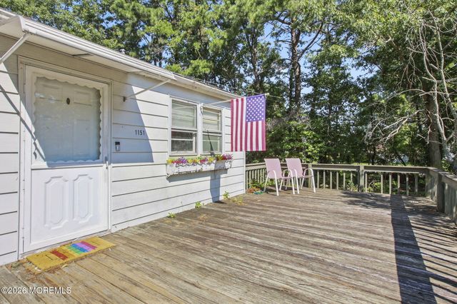 1151 Beechmont Street, Toms River, NJ 08757