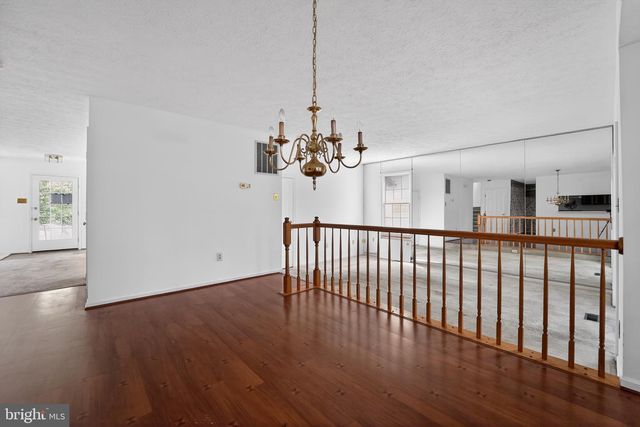 8204 ELKWOOD CT, Pasadena, MD 21122
