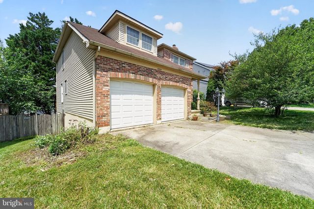 8204 ELKWOOD CT, Pasadena, MD 21122