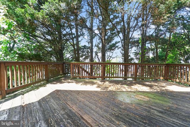 8204 ELKWOOD CT, Pasadena, MD 21122
