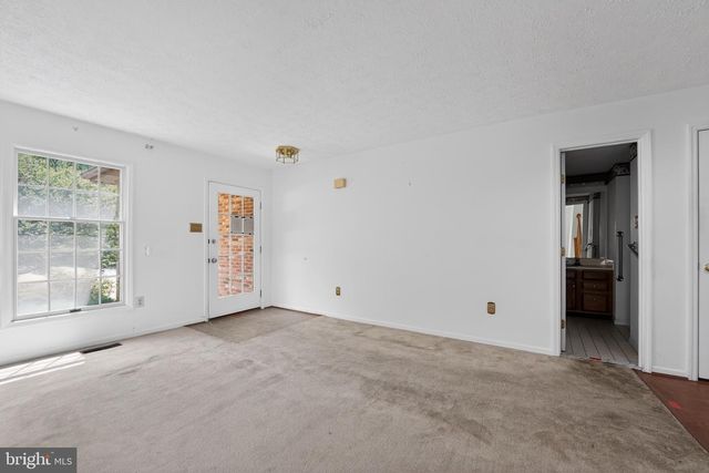 8204 ELKWOOD CT, Pasadena, MD 21122