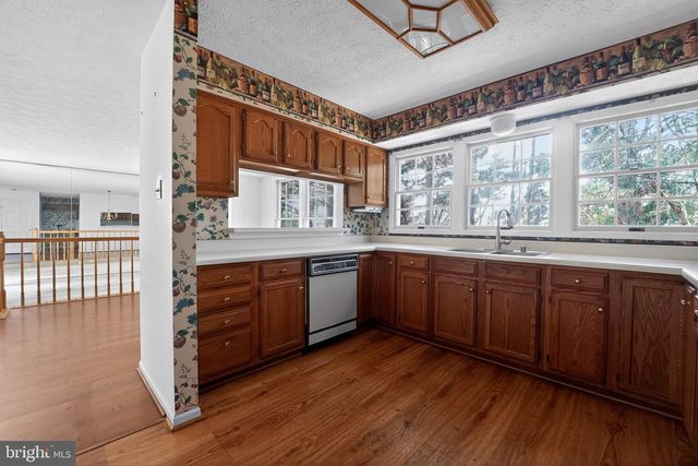 8204 ELKWOOD CT, Pasadena, MD 21122