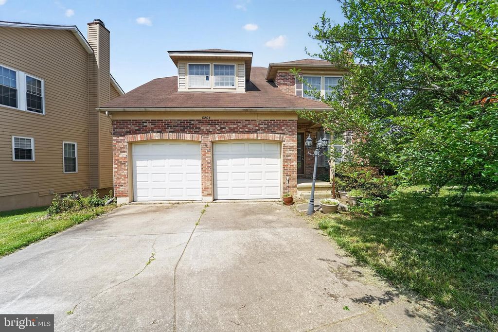Image 1 of property listing at 8204 ELKWOOD CT, Pasadena, MD 21122