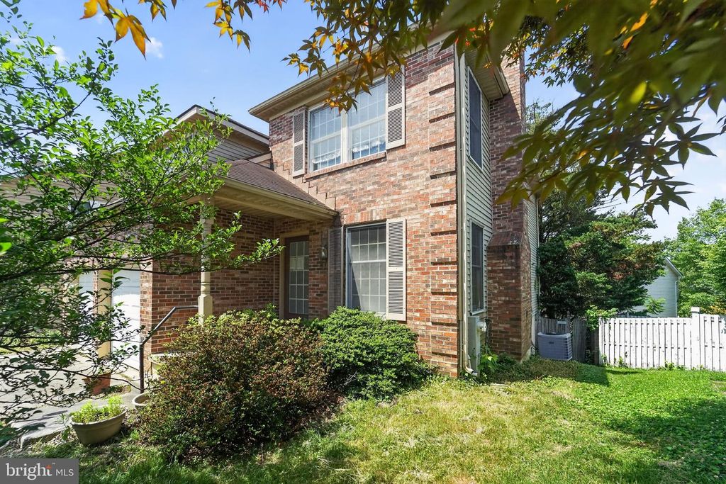 Image 30 of property listing at 8204 ELKWOOD CT, Pasadena, MD 21122