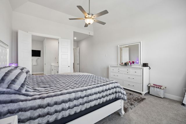 805 Feathergrass Court, Haslet, TX 76052
