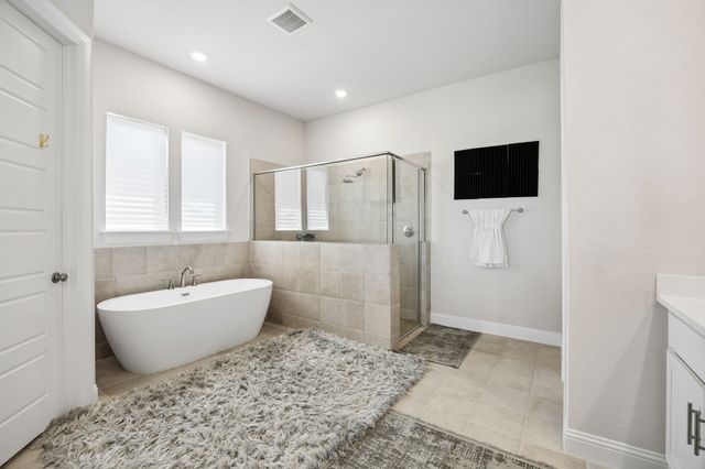 805 Feathergrass Court, Haslet, TX 76052