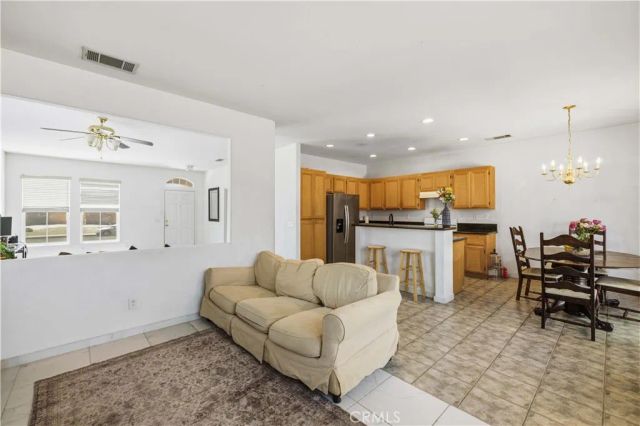 333 Fantasy, Palmdale, CA 93551