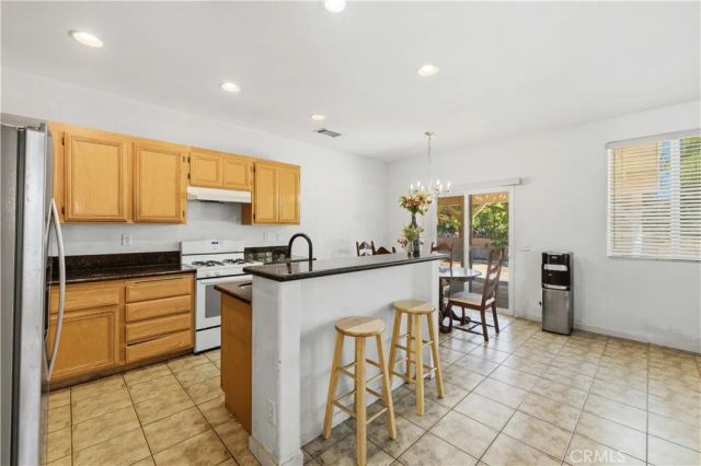 333 Fantasy, Palmdale, CA 93551