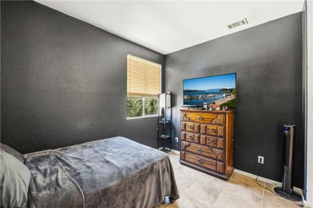 333 Fantasy, Palmdale, CA 93551