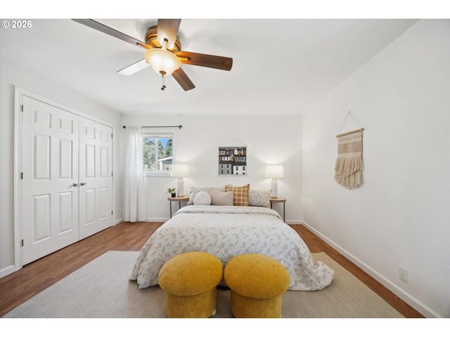 4914 Se GLEN ECHO Ave, Milwaukie, OR 97267