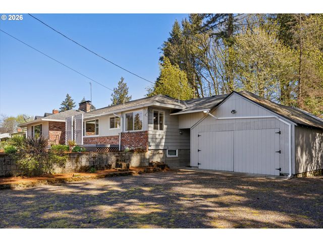 4914 Se GLEN ECHO Ave, Milwaukie, OR 97267