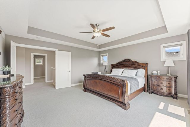 10 Crescent Lane, North Oaks, MN 55127