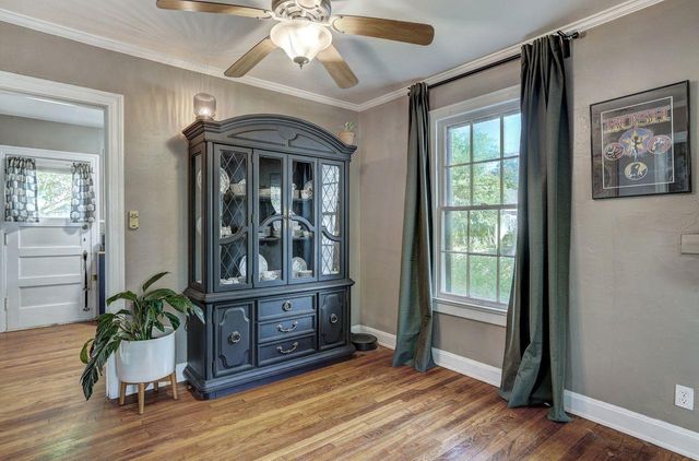 809 E 44th ST, Austin, TX 78751