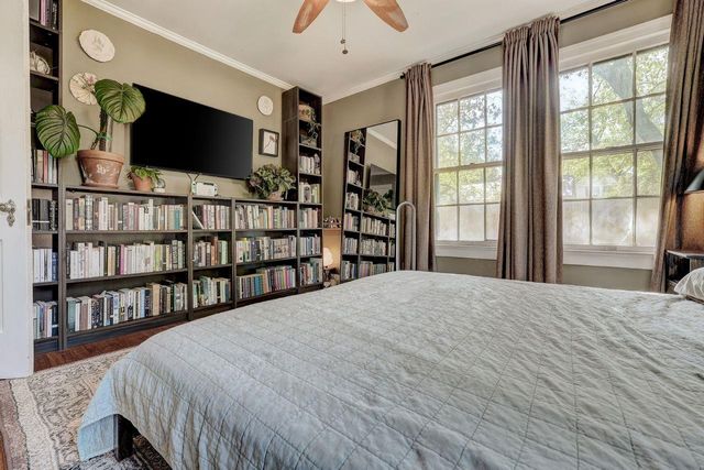 809 E 44th ST, Austin, TX 78751