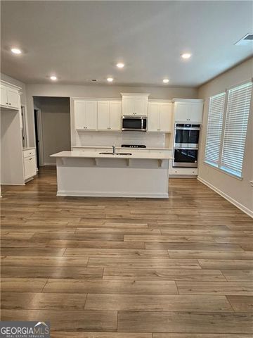 221 Eleanora Way, Loganville, GA 30052