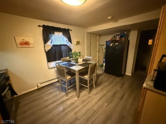 63 Pearl St, Paterson City, NJ 07501