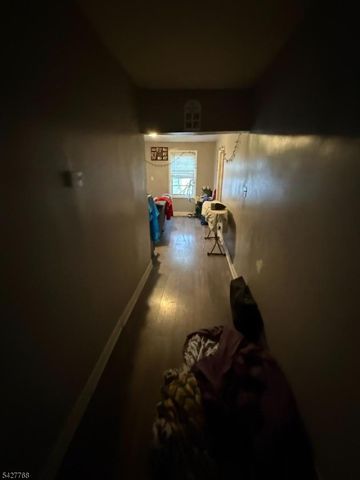 63 Pearl St, Paterson City, NJ 07501