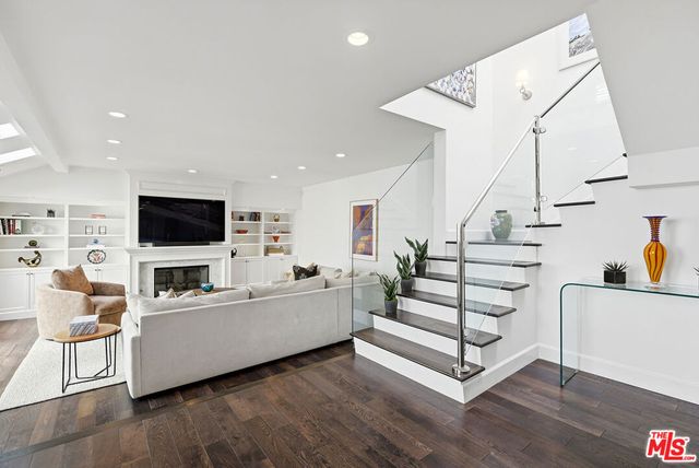 13082 Mindanao Way 57, Marina Del Rey, CA 90292