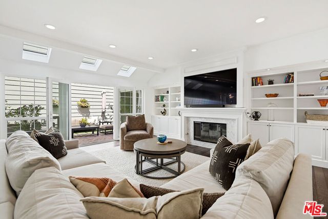 13082 Mindanao Way 57, Marina Del Rey, CA 90292