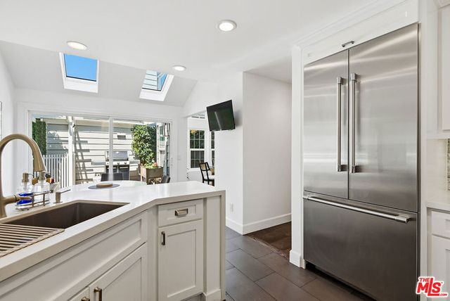 13082 Mindanao Way 57, Marina Del Rey, CA 90292