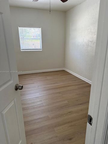 13567 SW 264th Ter -, Homestead, FL 33032