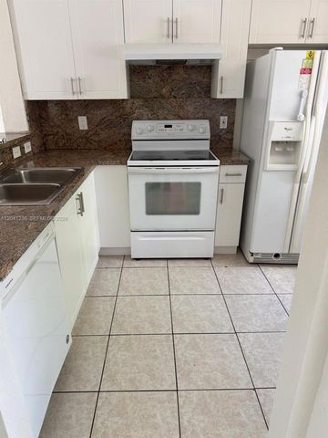 13567 SW 264th Ter -, Homestead, FL 33032