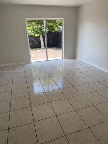 13567 SW 264th Ter -, Homestead, FL 33032