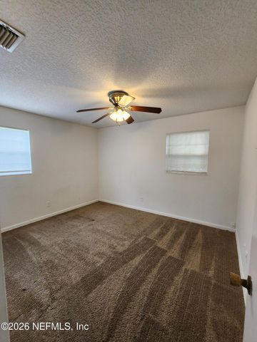 1721 HAWAII Drive E, Jacksonville, FL 32246