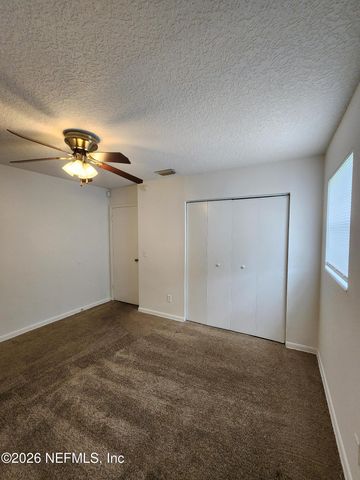 1721 HAWAII Drive E, Jacksonville, FL 32246